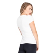 Camiseta Trinys Eco Dry Essential A-860 Feminina Camiseta Trinys Eco Dry Essential A-860 Feminina