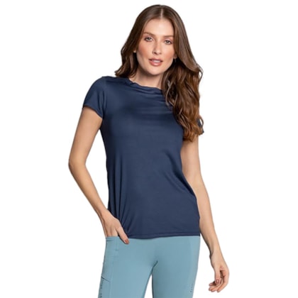 Camiseta Trinys Essential Fluidity F-15177 Feminina Camiseta Trinys Essential Fluidity F-15177 Feminina
