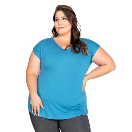 Camiseta Trinys Fluidity Essential A-874 Plus Size Feminina Camiseta Trinys Fluidity Essential A-874 Plus Size Feminina