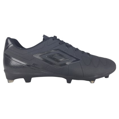 Chuteira de Campo Umbro Attak Eternal Preta Adulto